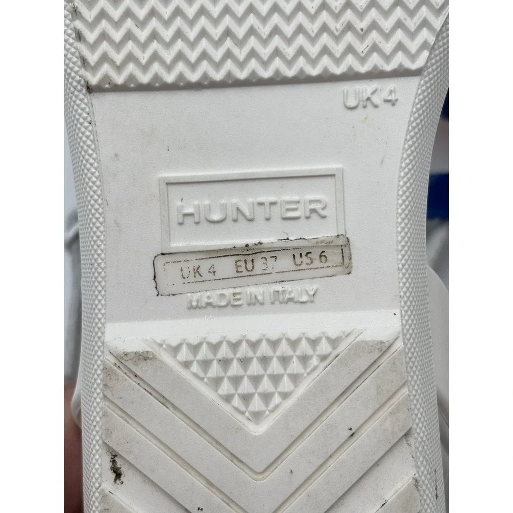 Hunter Original White T-Strap Sandals Rainbow Fringe Charms Women's US 6